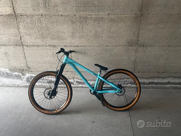 Saracen Amplitude AL del 2019 da Dirt jump