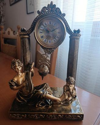 Orologio a pendolo vintage stile barocco/classico