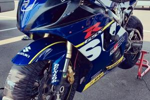 Suzuki gsxr 750 k5 2005 racing
