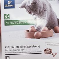 Gioco in legno per cani e gatti. Tchibo