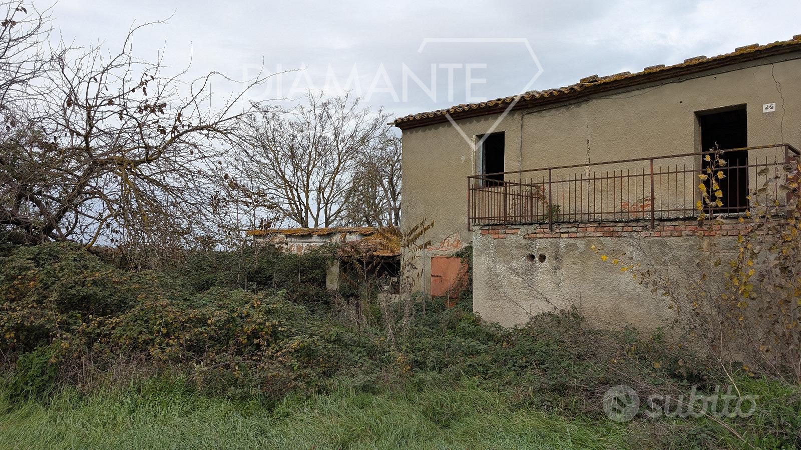 Casale con progetto approvato per ristrutturazione - Vista 5