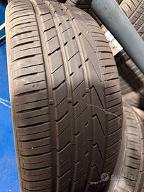 Hankook 235 55 R18 100V