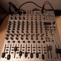 mixer  1microfono senza filo 1 microfono con filo 