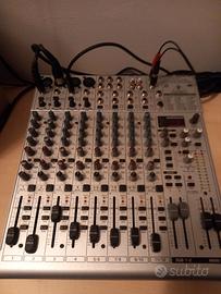 mixer  1microfono senza filo 1 microfono con filo 