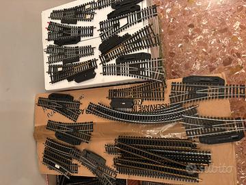 Treni binari 4 scambi 2 destra e 2 sinistra scala