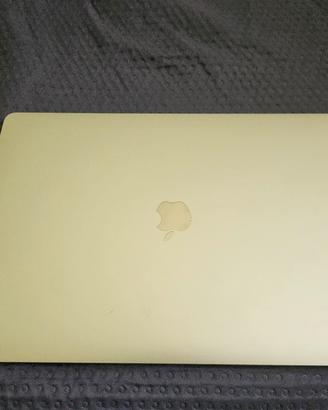 MacBook Pro A1990 rotto