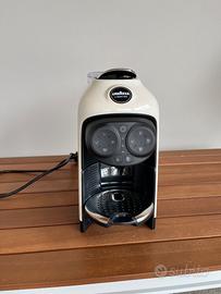 Macchina Caffè LAVAZZA Desea a Modo Mio