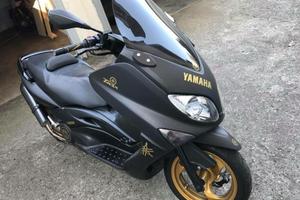 Yamaha Tmax 500