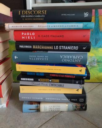 Libri vari in blocco