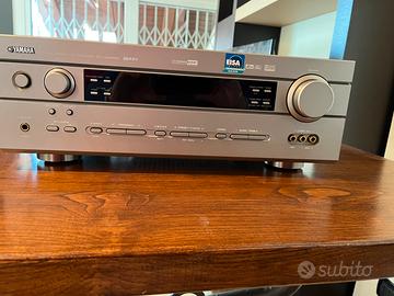 Ampli-tuner audio-video Yamaha 270 watt