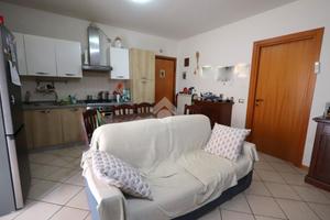 2 LOCALI A MONTIRONE