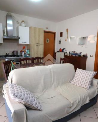 2 LOCALI A MONTIRONE