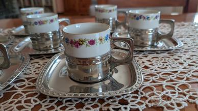 SERVIZIO da CAFFE‘ per 12 in CERAMICA 