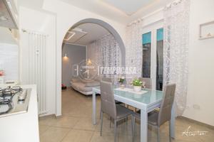 Trilocale ristrutturato in zona Morane