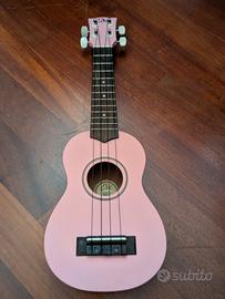 Ukulele Eko rosa con custodia