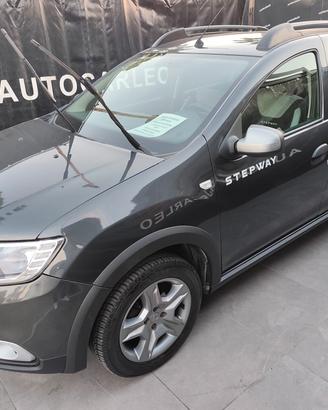 Dacia Sandero Stepway 1.0 BENZINA E GPL DI SERIE