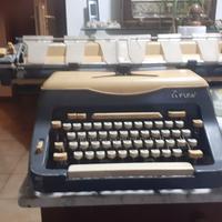 Macchina da scrivere everest