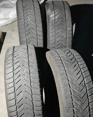 Gomme auto invernali