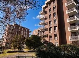 Bilocale a Lorenteggio a 850 euro - ampio balcone