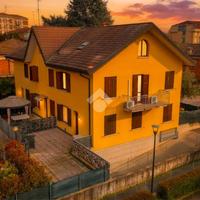 VILLA A SCHIERA A SAN MARTINO IN RIO