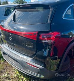 Mercedes EQA Posteriore Portellone Paraurti Fari T
