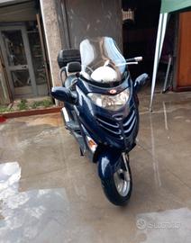 Scooter kymico grand dink 250