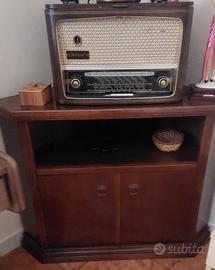 mobile per TV in legno + bajure + specchiera