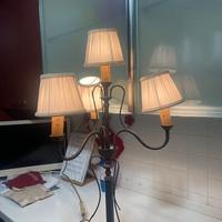 LAMPADA CON STRUTTURA DI BRONZO