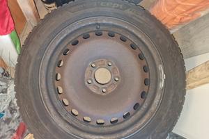 gomme invernali e cerchi Ford C Mac