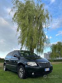 Grand Voyager Auto Limited