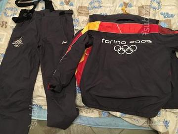 Divisa completa volontari olimpiadi 2006