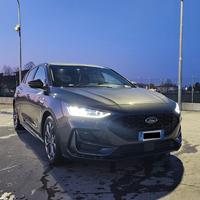 Ford Focus 1.0 EcoBoost Mild-Hybrid ST-Line X 2023
