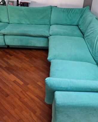 divano in alcantara Arflex
