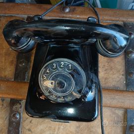 telefono a disco anni 50