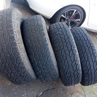 pneomatici 235/85/16 