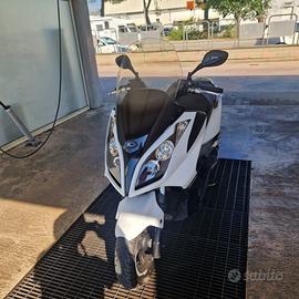Kymco Dowtown 200
