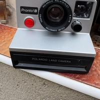 2 polaroid 