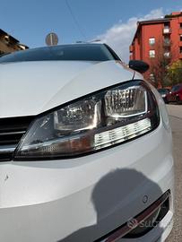 fari alogeni con luce di posizione led