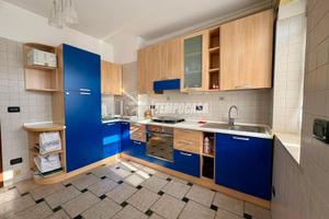 QUADRILOCALE A CIRIE' ZONA RESIDENZIALE CON CANTIN