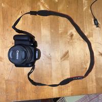 Canon EOS 1300d + obiettivo Canon 18-55