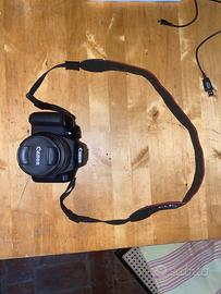 Canon EOS 1300d + obiettivo Canon 18-55