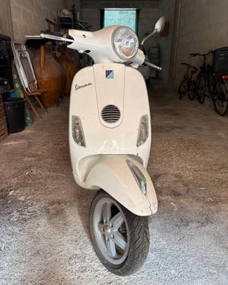 2009 Vespa Piaggio lx 50cc 4 tempi 4 valvole