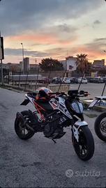 KTM Duke 125