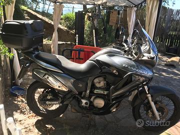 Honda Transalp XL700 V