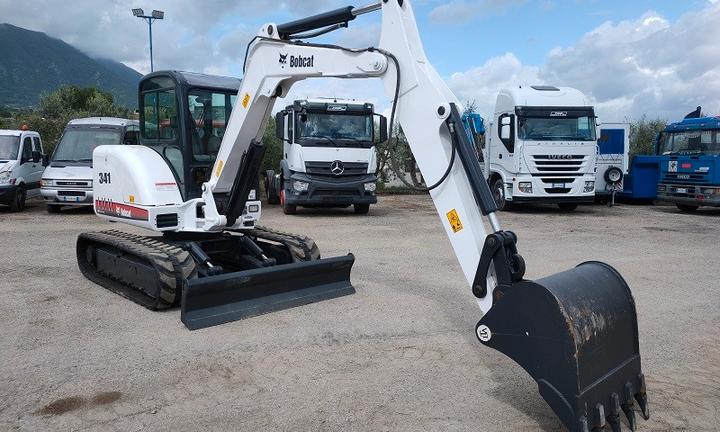 Miniescavatore usato BOBCAT 341G