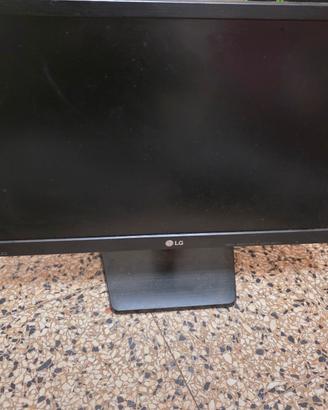 Monitor LG 1920x1080 VGA