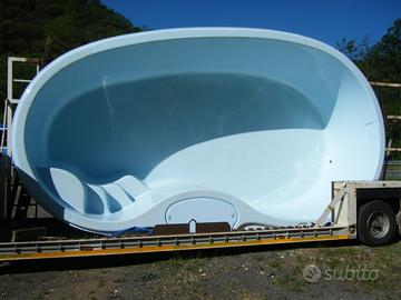 Piscine mod. MARGHERITA in vetroresina rinforzata