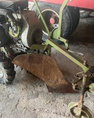 Motocoltivatore casorzo vigneto