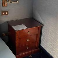 comodini vari vero legno 