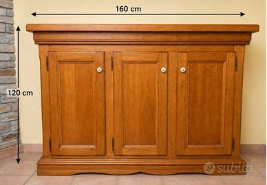 Credenza artigianale  in noce massello 160 cm .